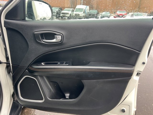 Used 2019 Jeep Compass Limited image 10