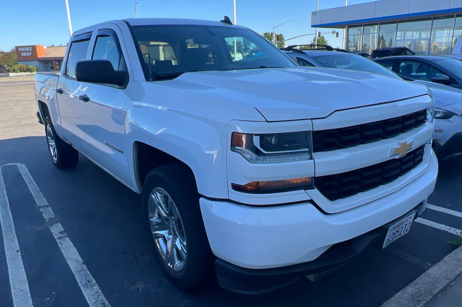 Used 2018 Chevrolet Silverado 1500 Custom w/ Trailering Package RWD image 3