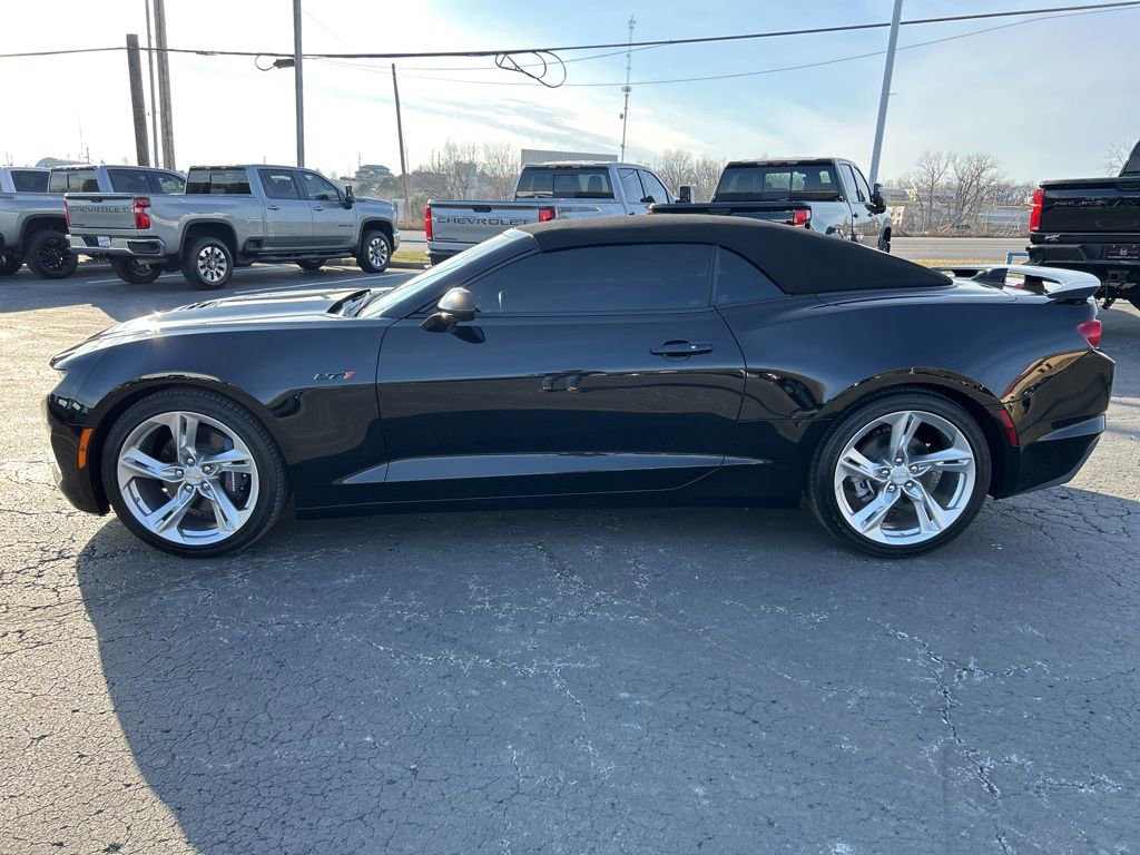 Used 2023 Chevrolet Camaro LT w/ Technology Package image 8