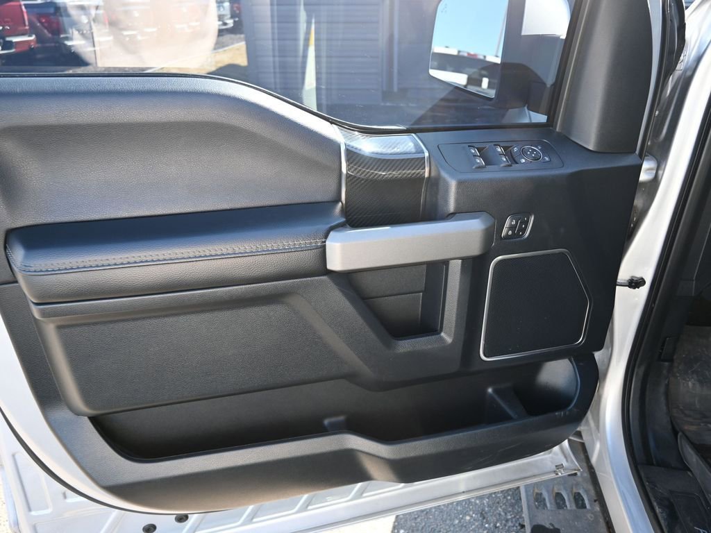 Used 2019 Ford F150 Raptor w/ Equipment Group 802A Luxury image 17