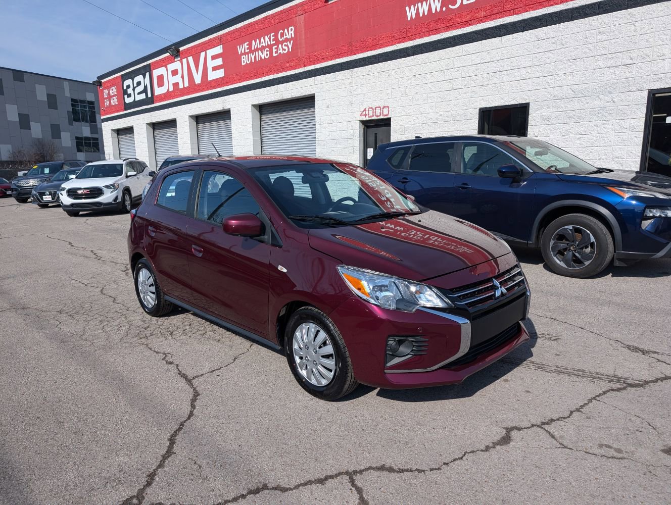 Used 2022 Mitsubishi Mirage SE image 4