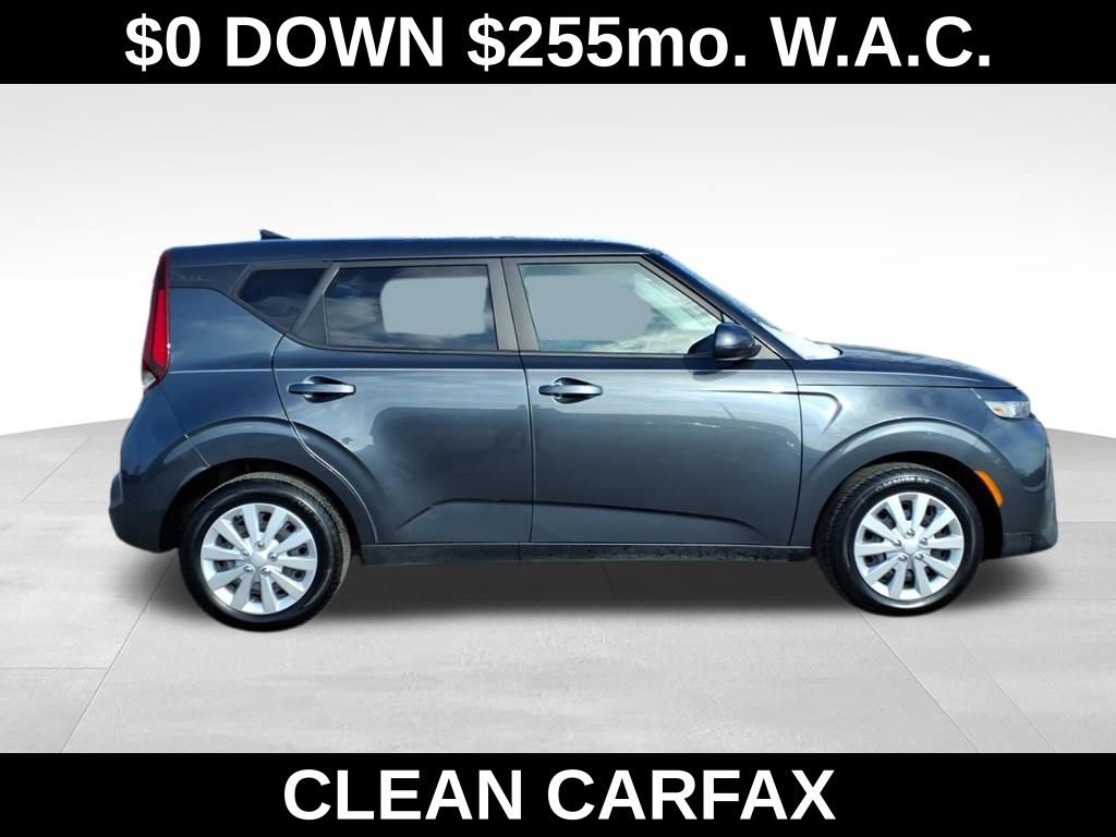 Used 2022 Kia Soul LX FWD image 8