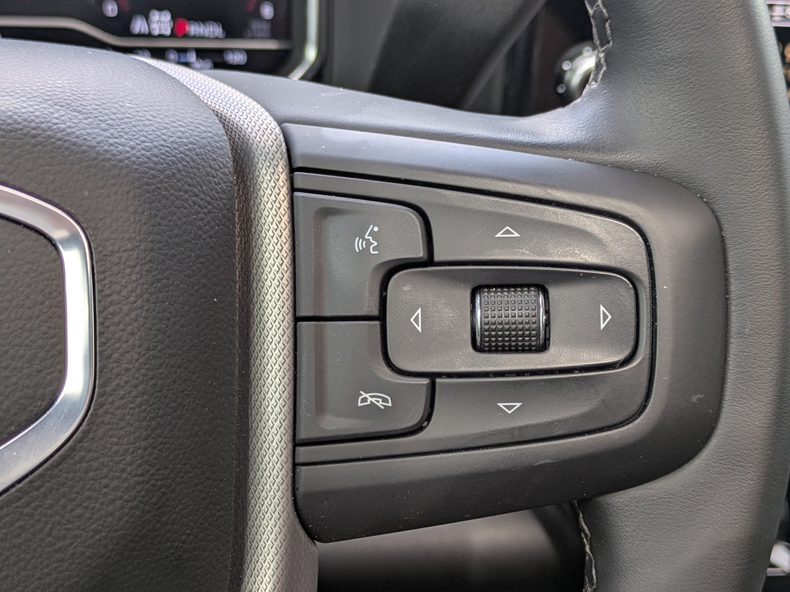 Used 2025 GMC Sierra 2500 Denali w/ Technology Package AWD/4WD image 23