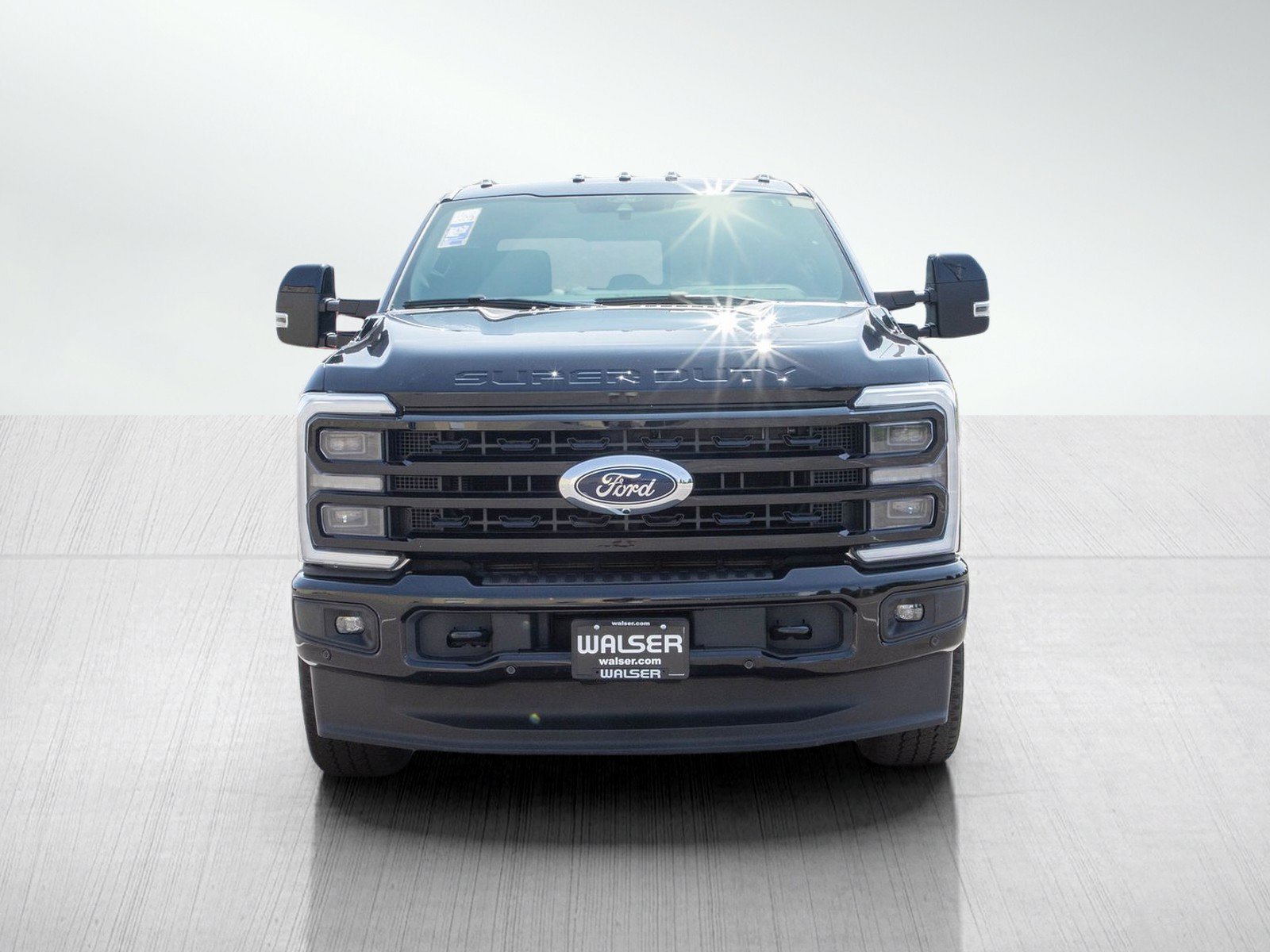 Used 2025 Ford F350 Platinum AWD/4WD image 9