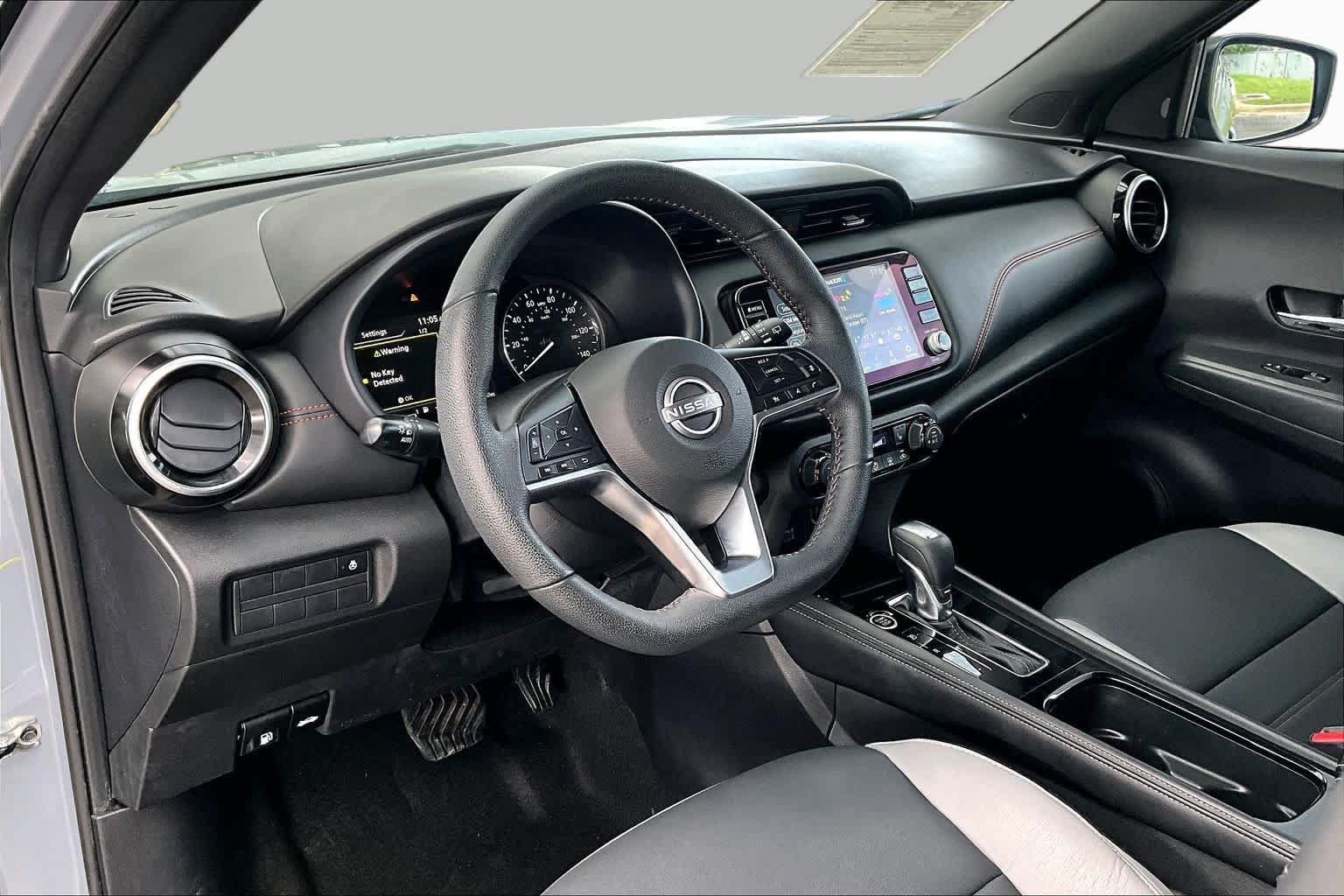 Certified 2024 Nissan Kicks SR w/ SR Premium Package FWD image 17