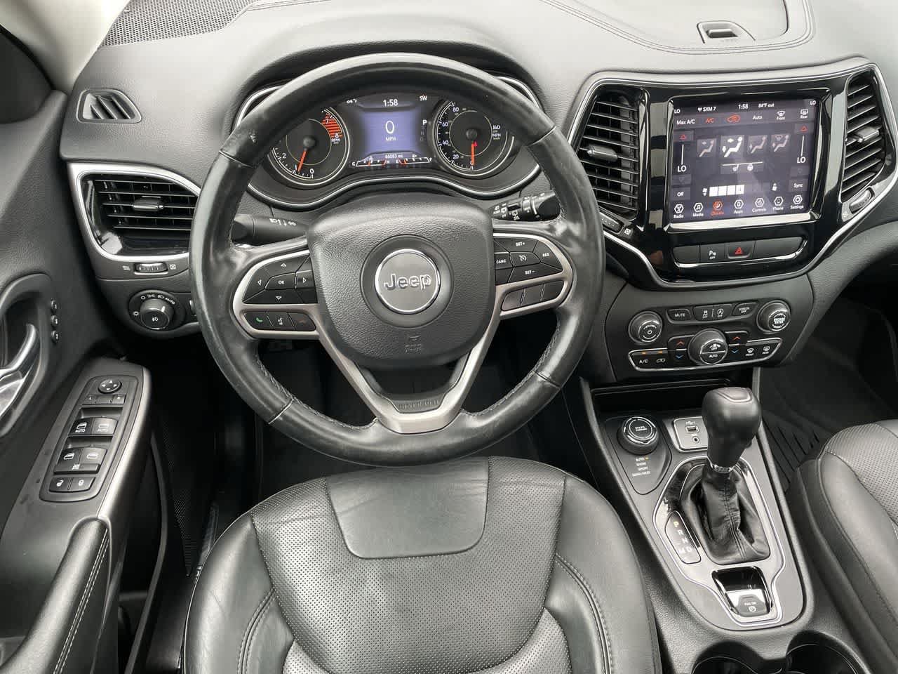 Used 2019 Jeep Cherokee Limited AWD/4WD image 11