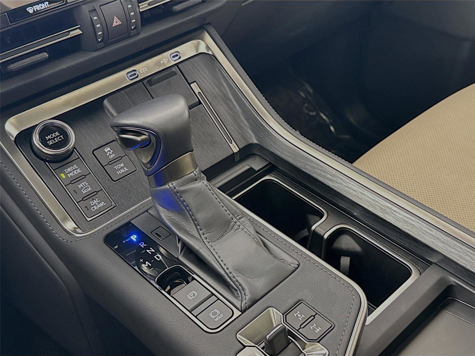 Used 2024 Lexus GX 550 image 29