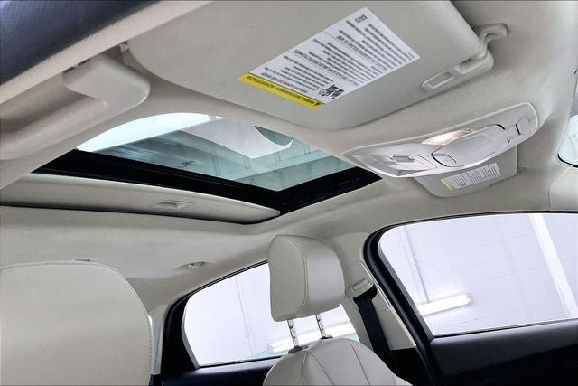 Used 2018 Ford Focus Titanium FWD image 13
