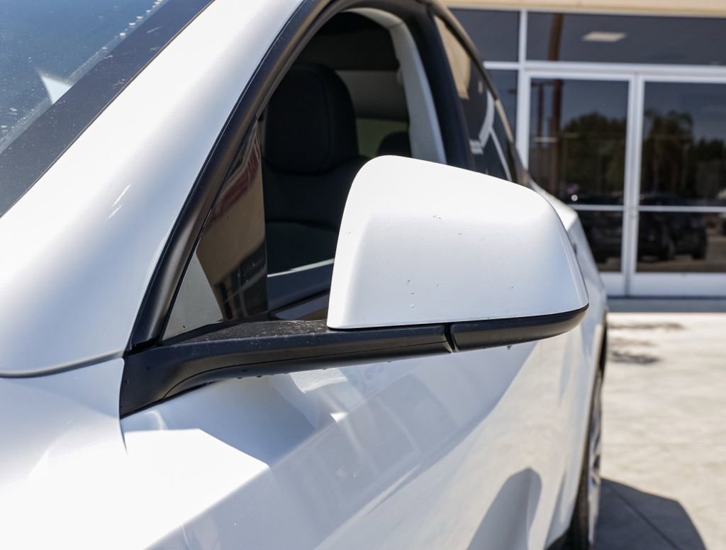 Used 2023 Tesla Model Y Long Range AWD/4WD image 12