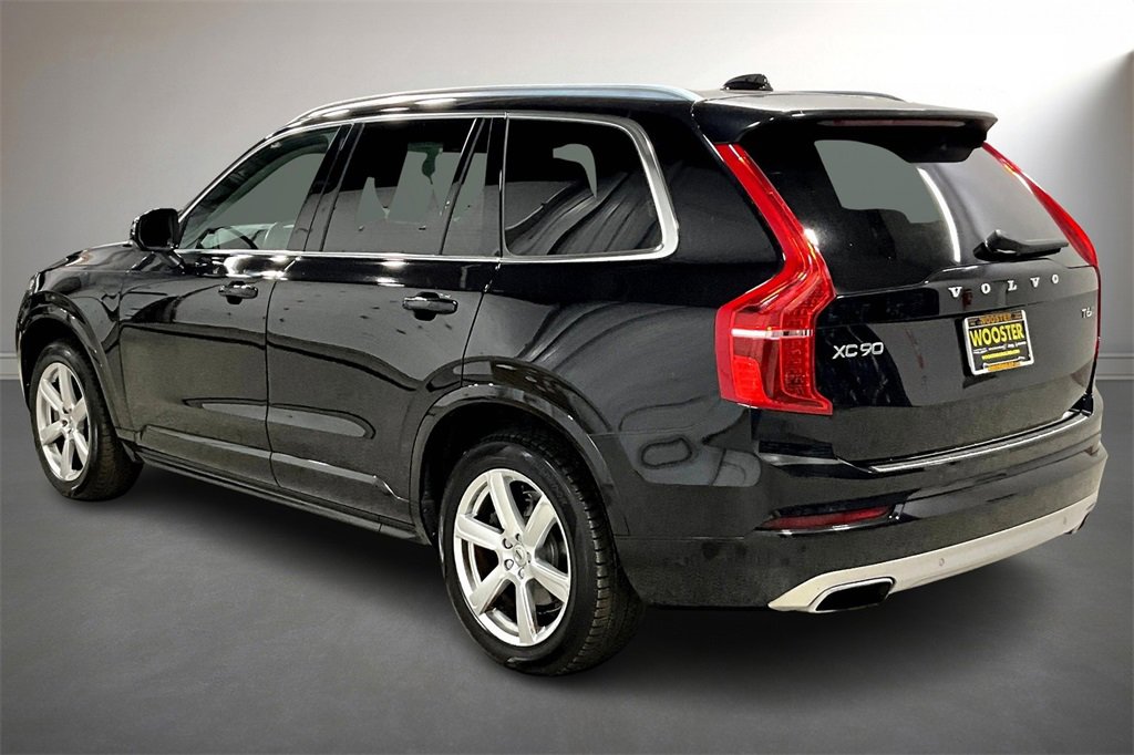 Used 2020 Volvo XC90 T6 Momentum image 4