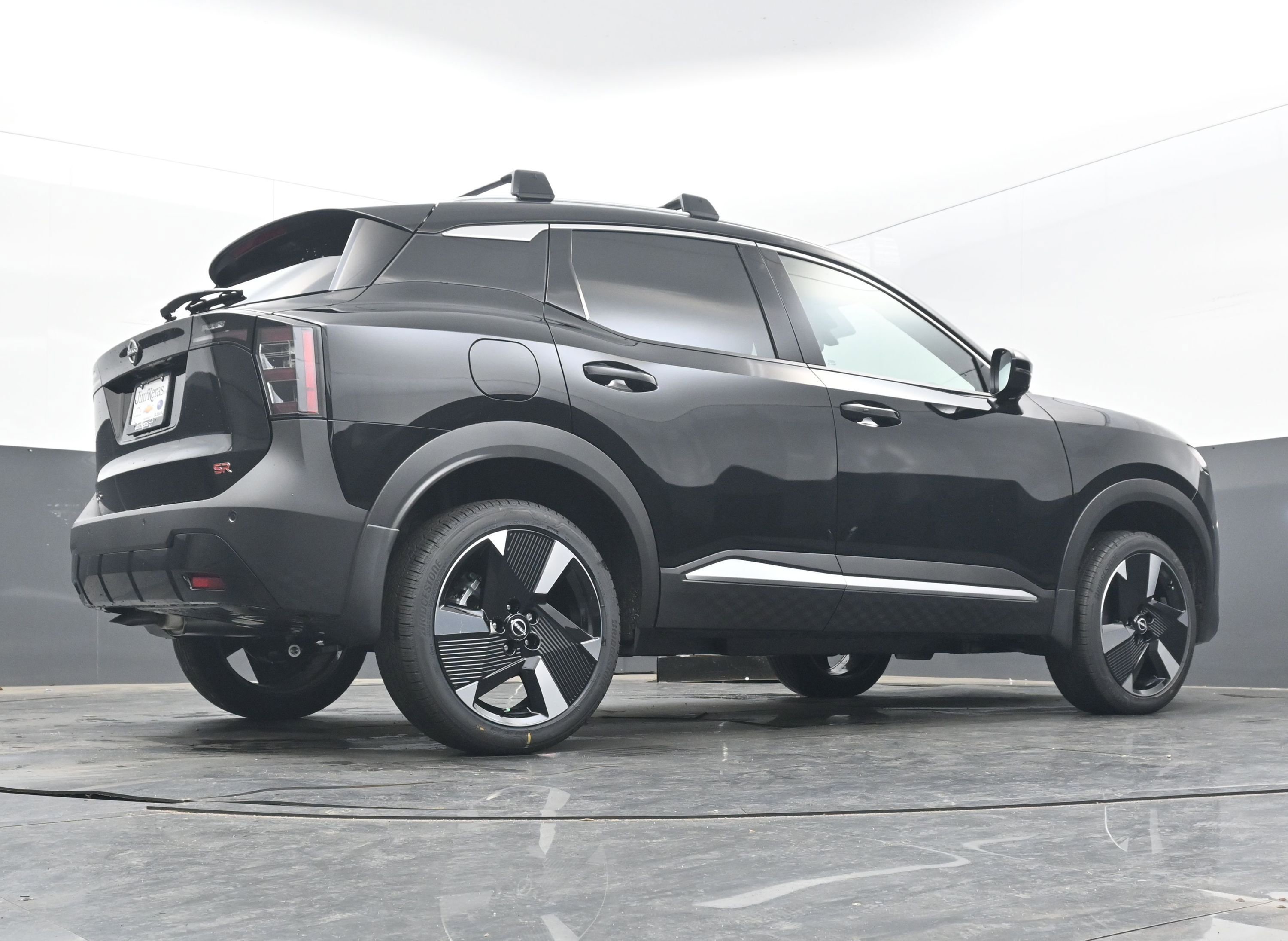 New 2026 Nissan Kicks SR w/ Cold Weather Package image 27