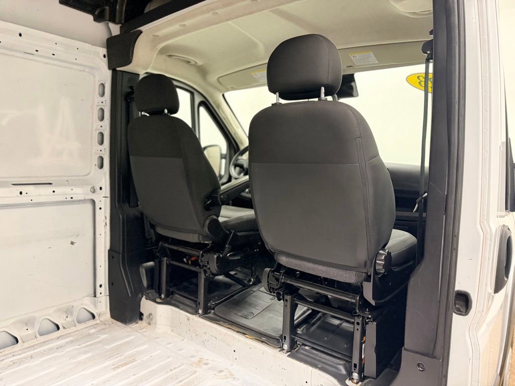 Used 2023 RAM ProMaster 2500 image 23
