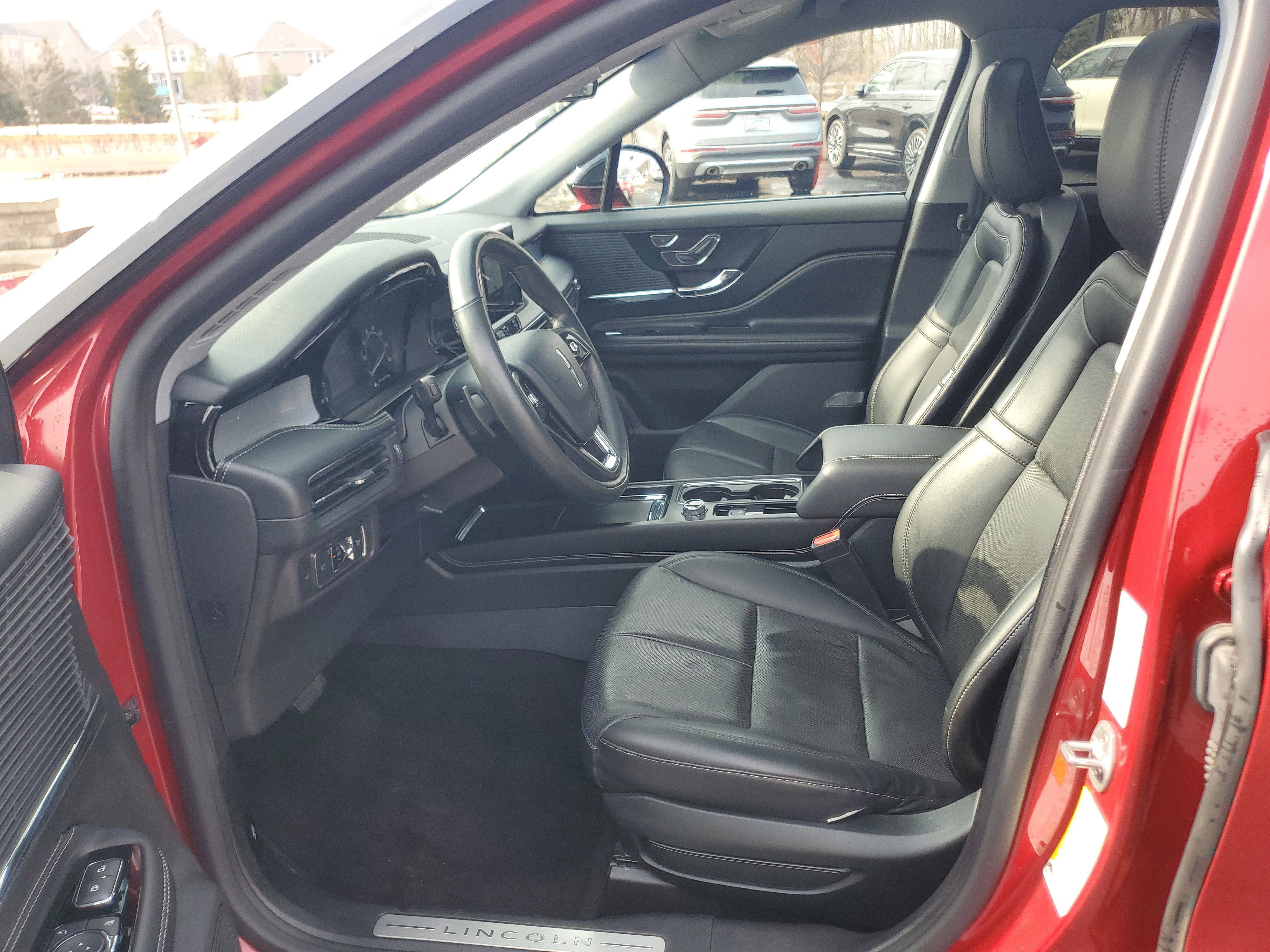 Certified 2022 Lincoln Corsair AWD w/ Premium Package image 12