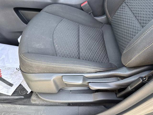 Used 2020 GMC Terrain SLE image 14