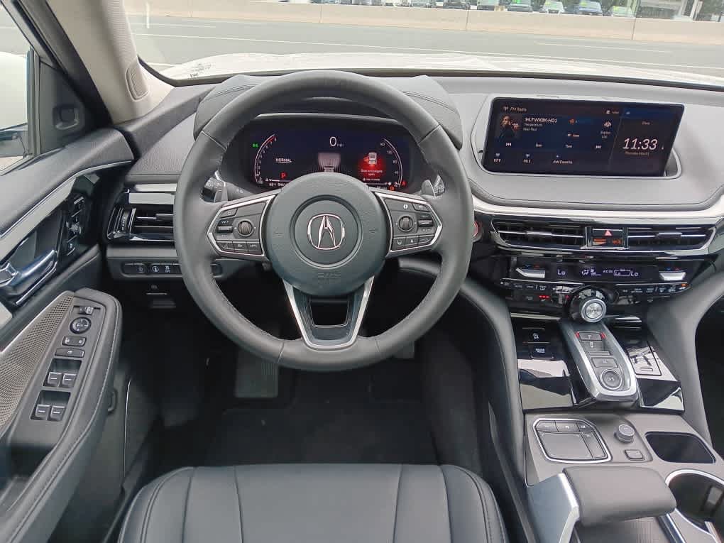 Used 2023 Acura MDX SH-AWD image 23