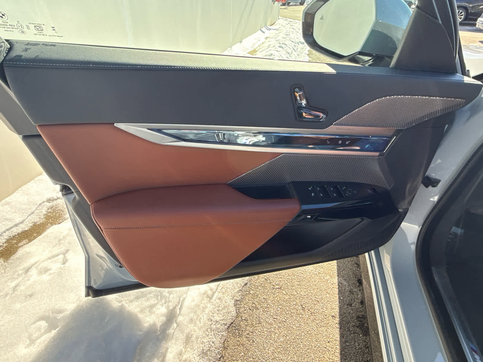 Certified 2025 BMW 760i xDrive w/ Executive Package image 12