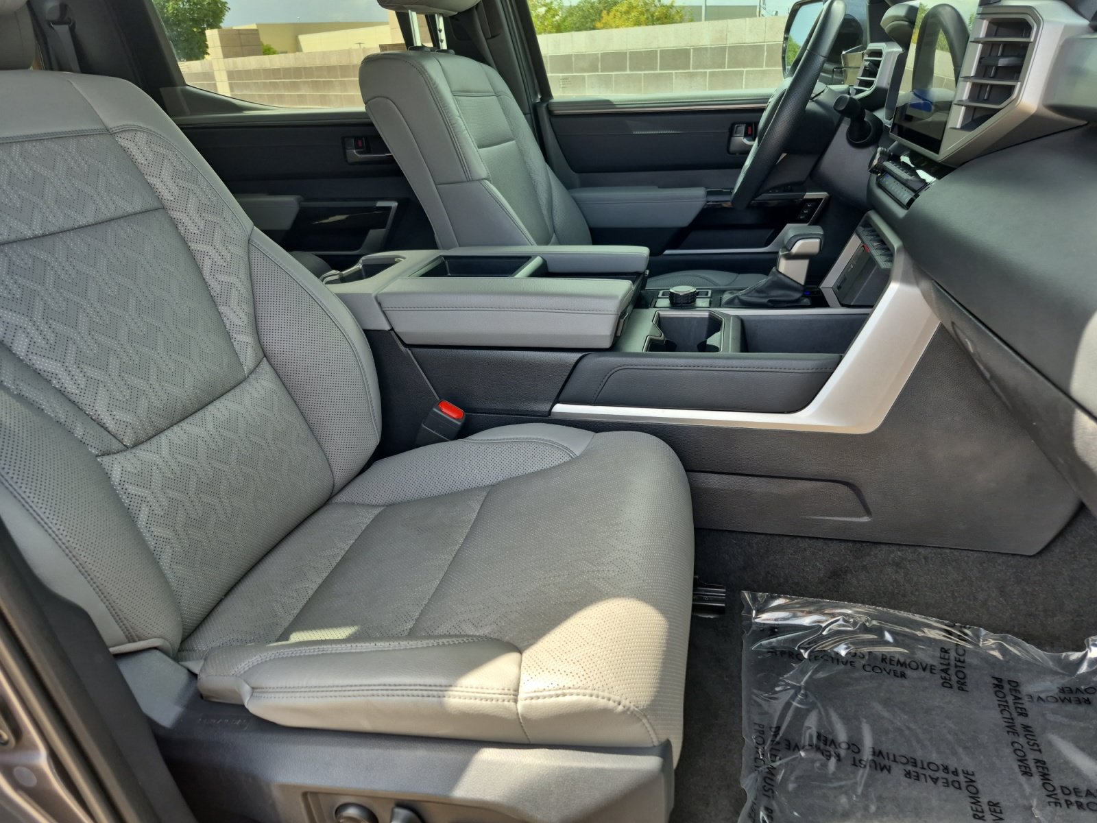 Certified 2025 Toyota Tundra Limited AWD/4WD image 24
