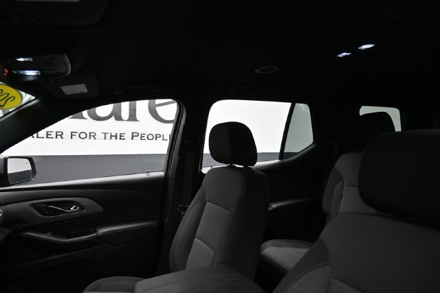 Used 2023 Chevrolet Traverse LT FWD image 18