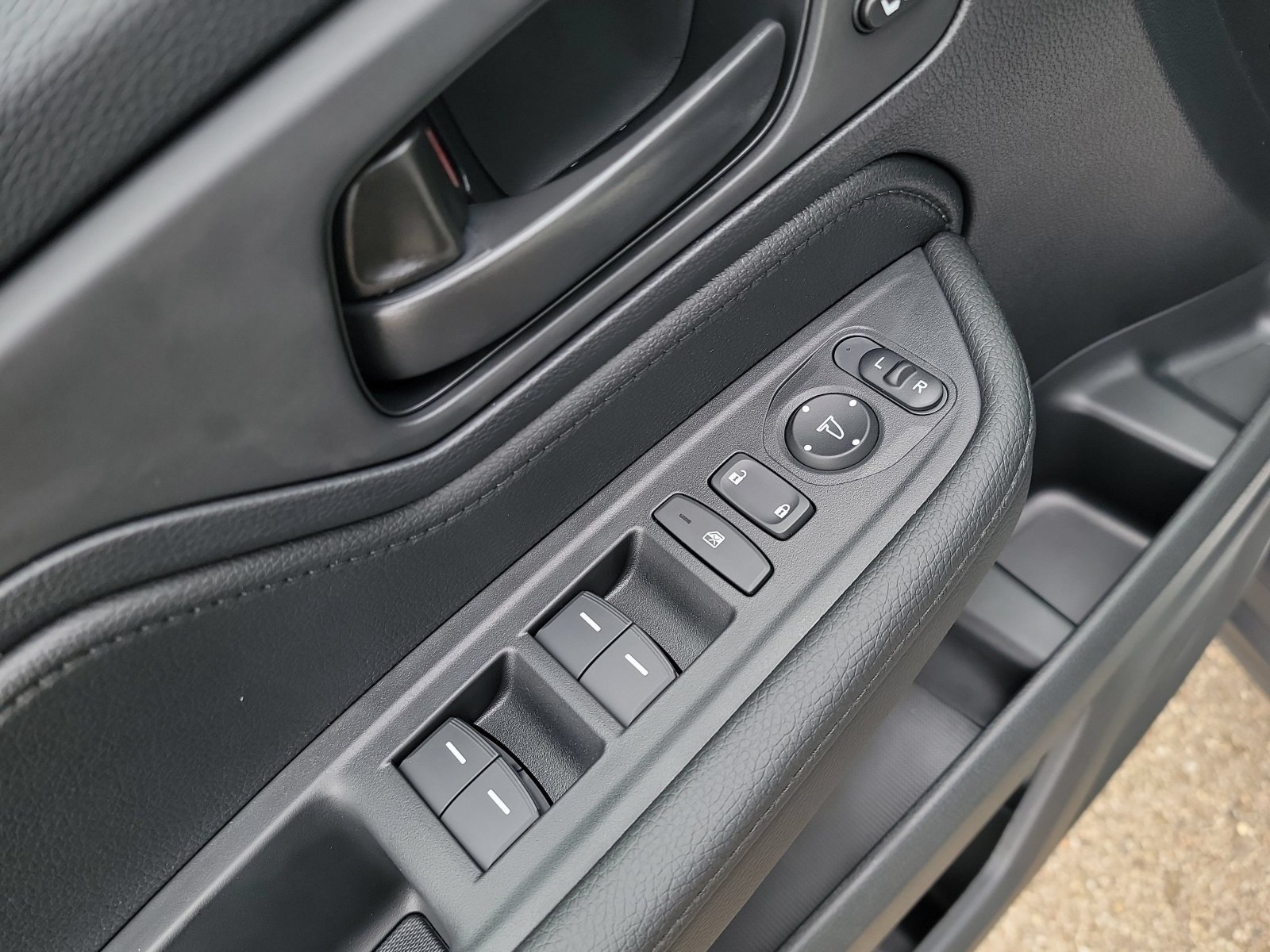 New 2026 Honda Odyssey EX-L image 6