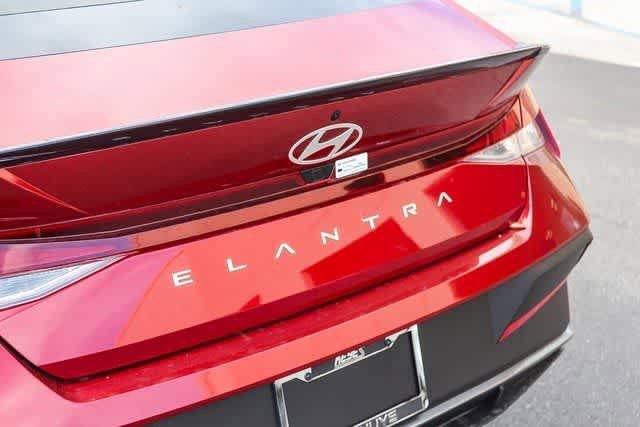 Certified 2025 Hyundai Elantra Sport FWD image 14