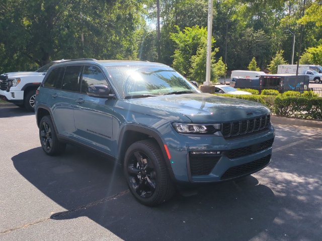 New 2026 Jeep Grand Cherokee Limited w/ Limited Altitude Package RWD image 7