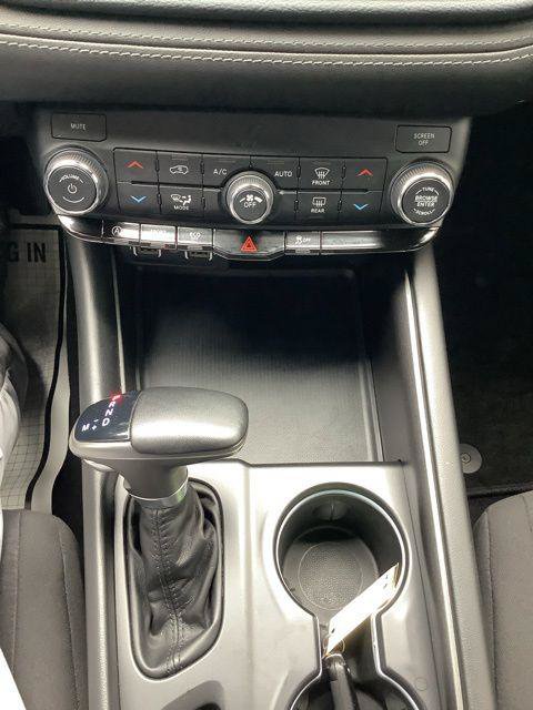 Certified 2022 Dodge Durango SXT w/ Blacktop Package AWD/4WD image 31