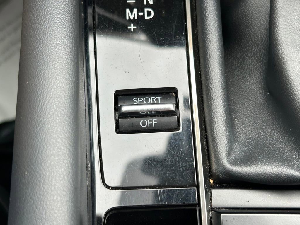 Used 2019 MAZDA MAZDA3 Sedan w/ Preferred Package FWD image 28