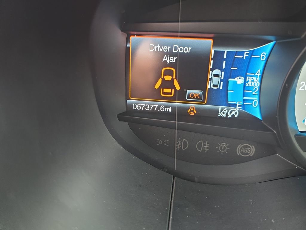 Used 2024 Ford Edge SEL image 17