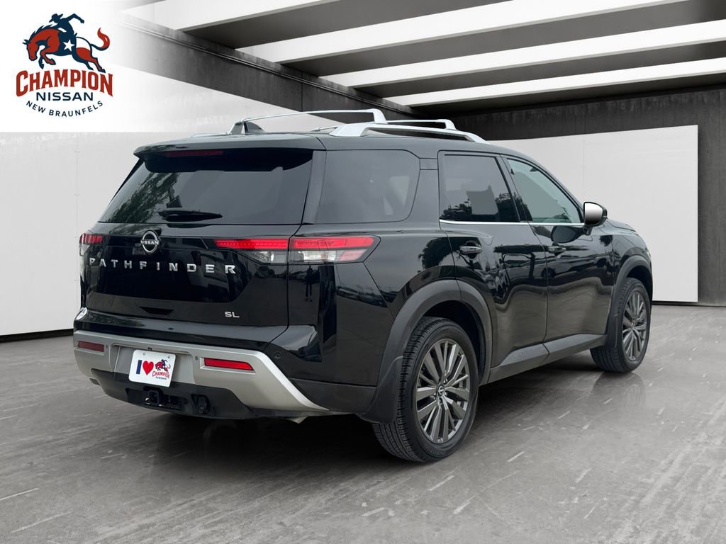 Used 2022 Nissan Pathfinder SL w/ SL Premium Package FWD image 5