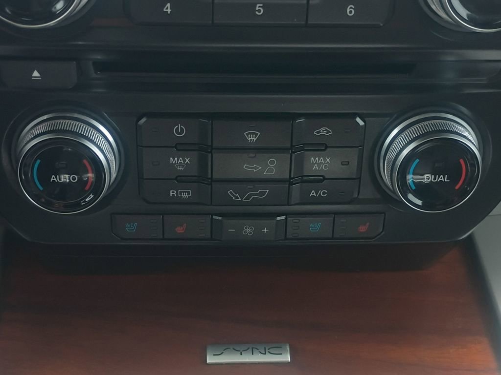 Used 2016 Ford F150 King Ranch w/ Equipment Group 601A Luxury image 4