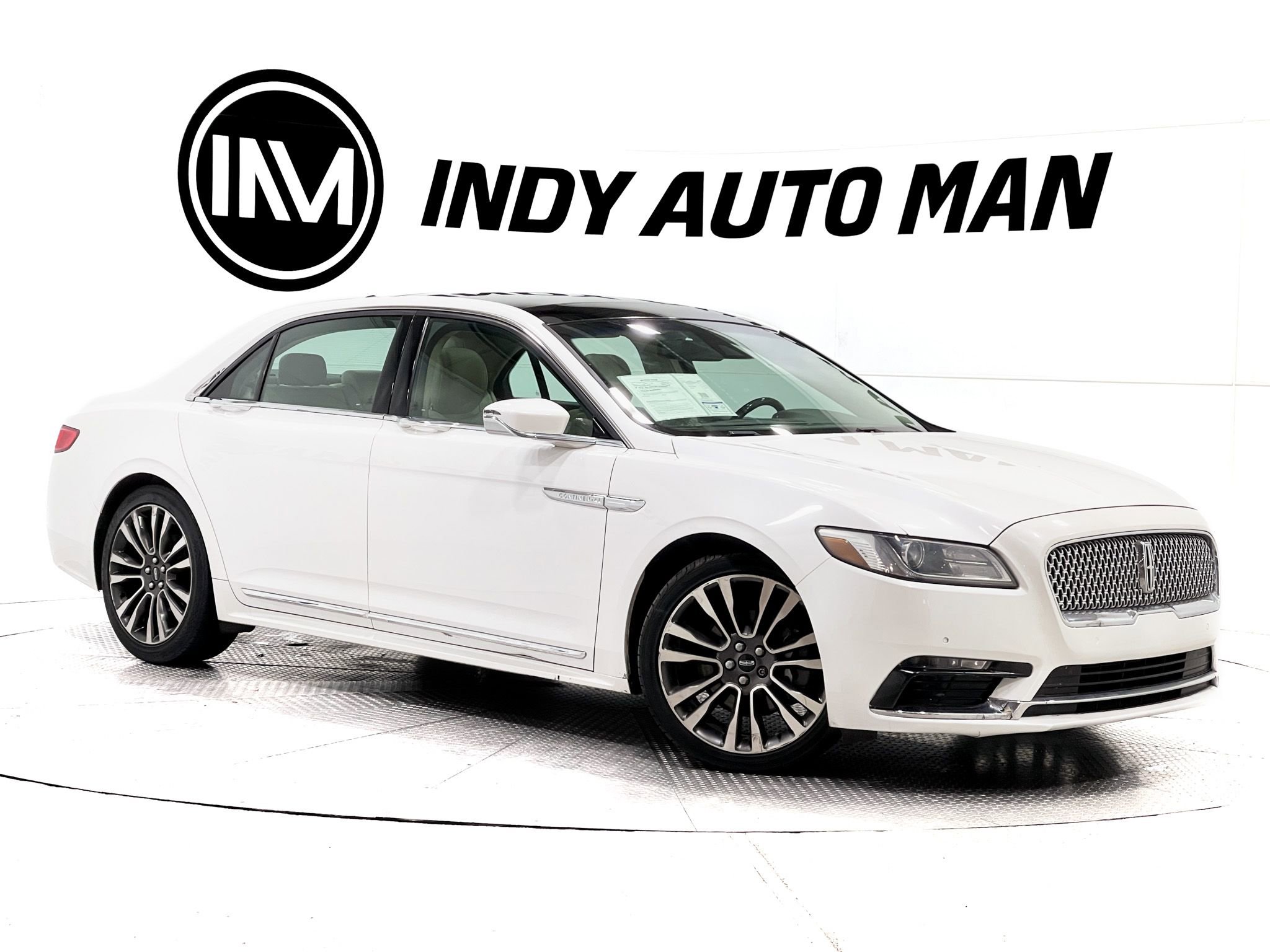Used 2018 Lincoln Continental Select w/ Continental Climate Package image 2