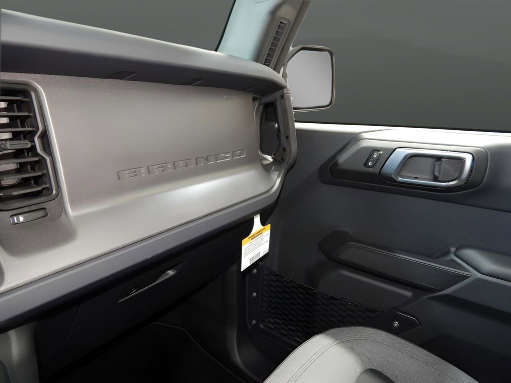 Used 2025 Ford Bronco Big Bend image 36