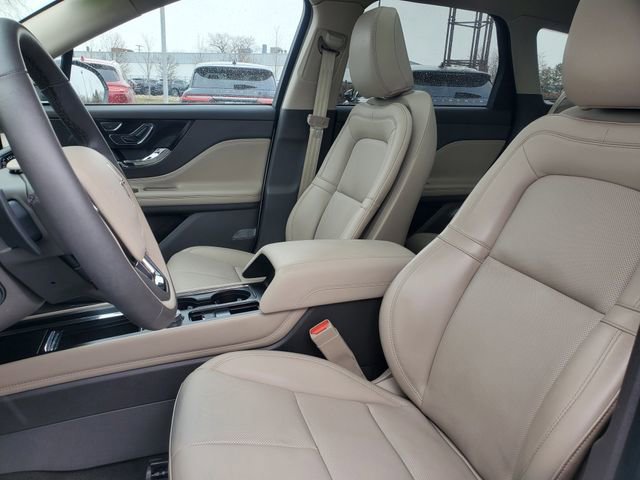 Used 2024 Lincoln Corsair AWD w/ Equipment Group 101A image 7