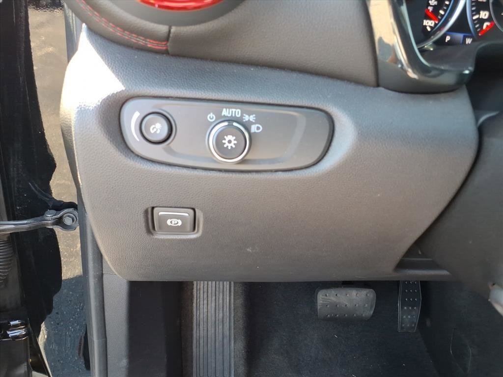 Certified 2023 Chevrolet Blazer RS w/ Enhanced Convenience Package image 19