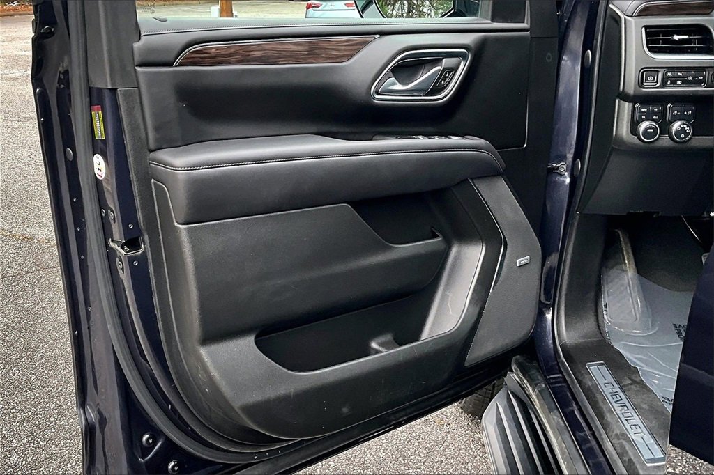 Certified 2022 Chevrolet Tahoe LT w/ Luxury Package image 18