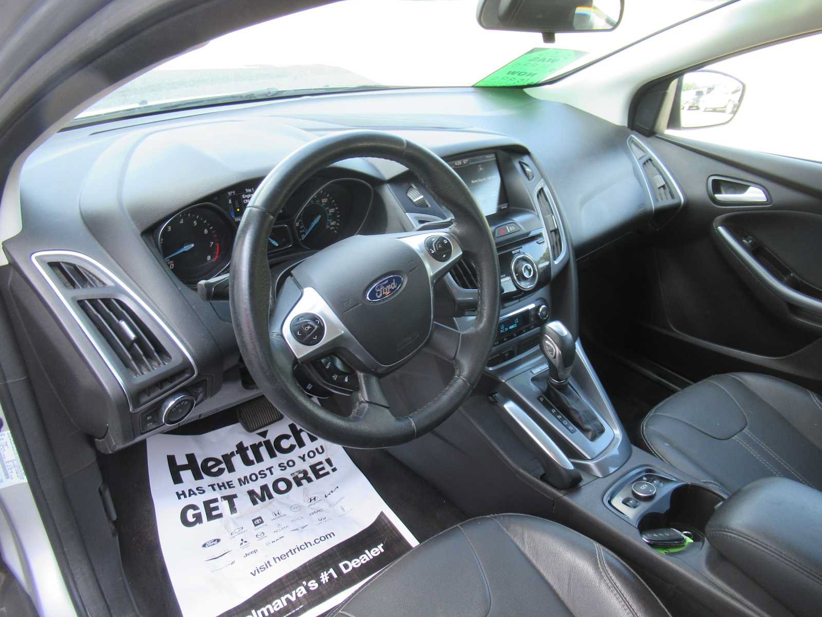 Used 2014 Ford Focus Titanium FWD image 15