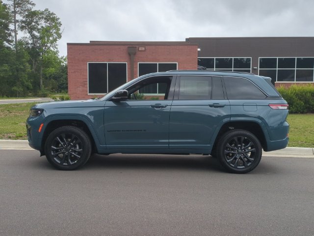 New 2026 Jeep Grand Cherokee Limited AWD/4WD image 10
