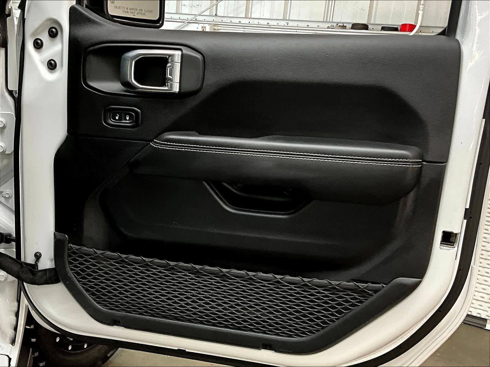 Used 2021 Jeep Wrangler Unlimited Rubicon image 26