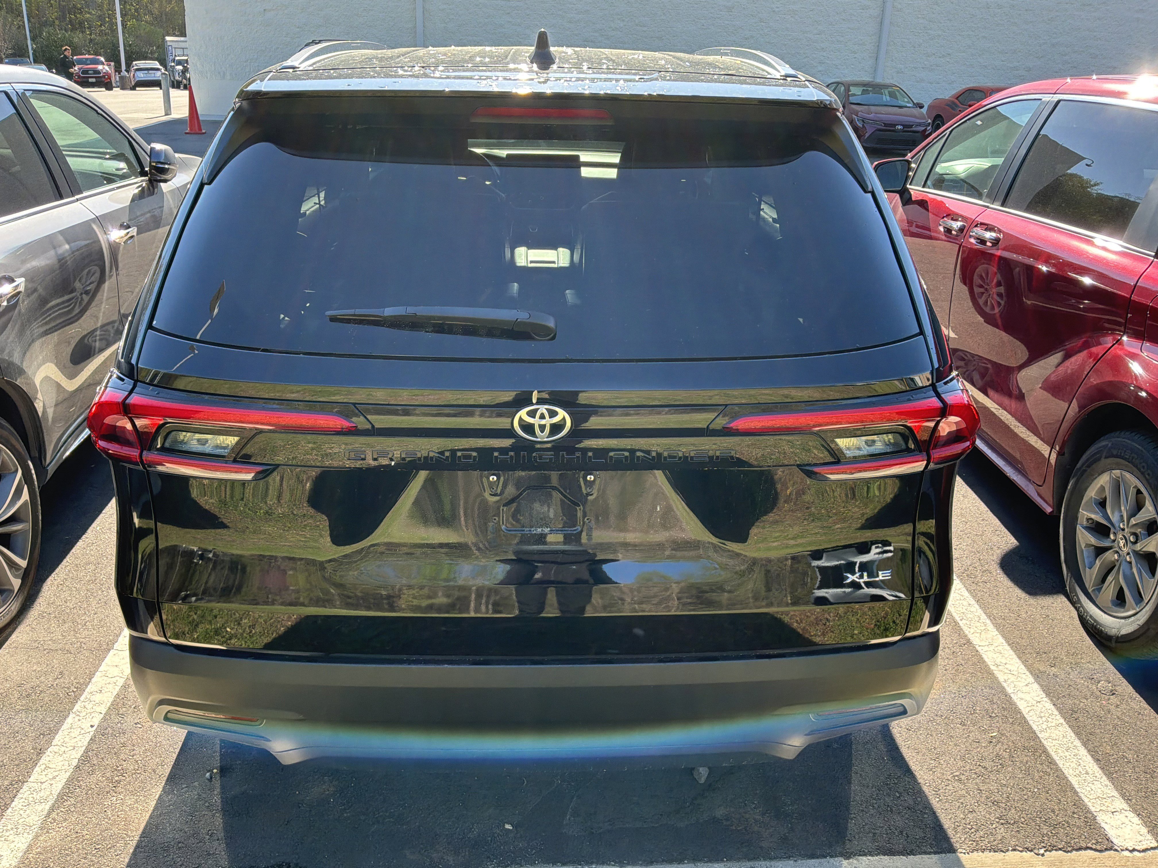 Used 2024 Toyota Grand Highlander XLE image 7