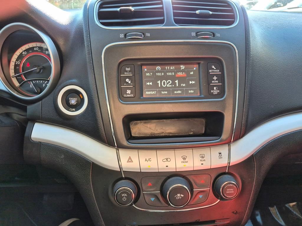 Used 2018 Dodge Journey SE w/ Popular Equipment Group image 16