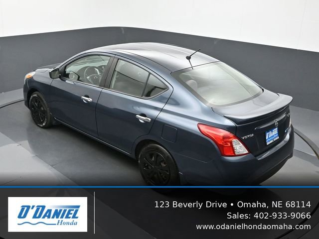 Used 2015 Nissan Versa SV FWD image 15