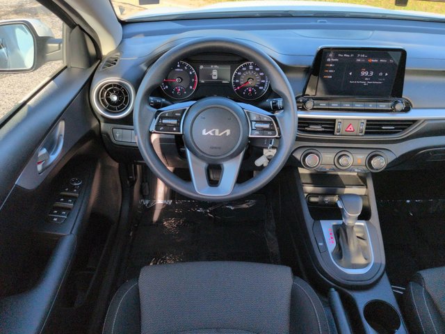 Used 2024 Kia Forte LXS FWD image 14
