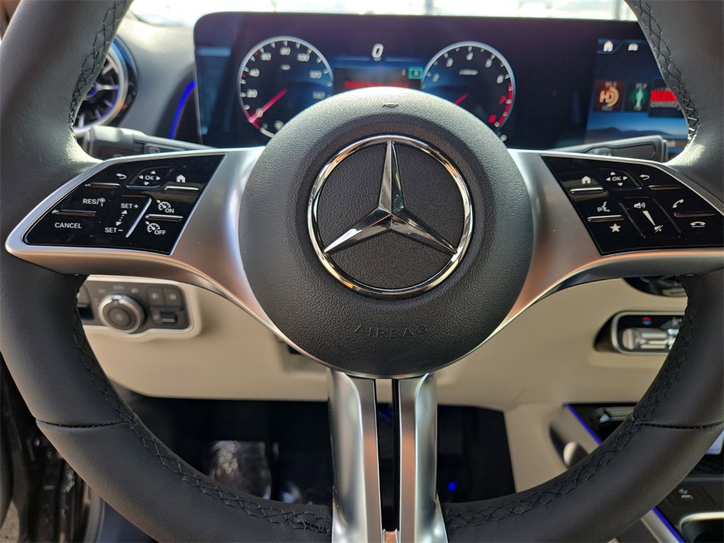 New 2026 Mercedes-Benz GLB 250 image 25