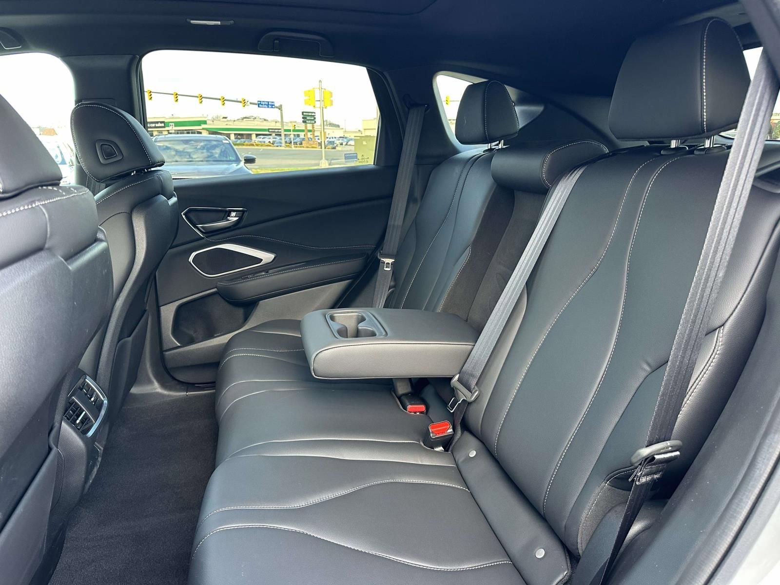 Certified 2025 Acura RDX SH-AWD image 13