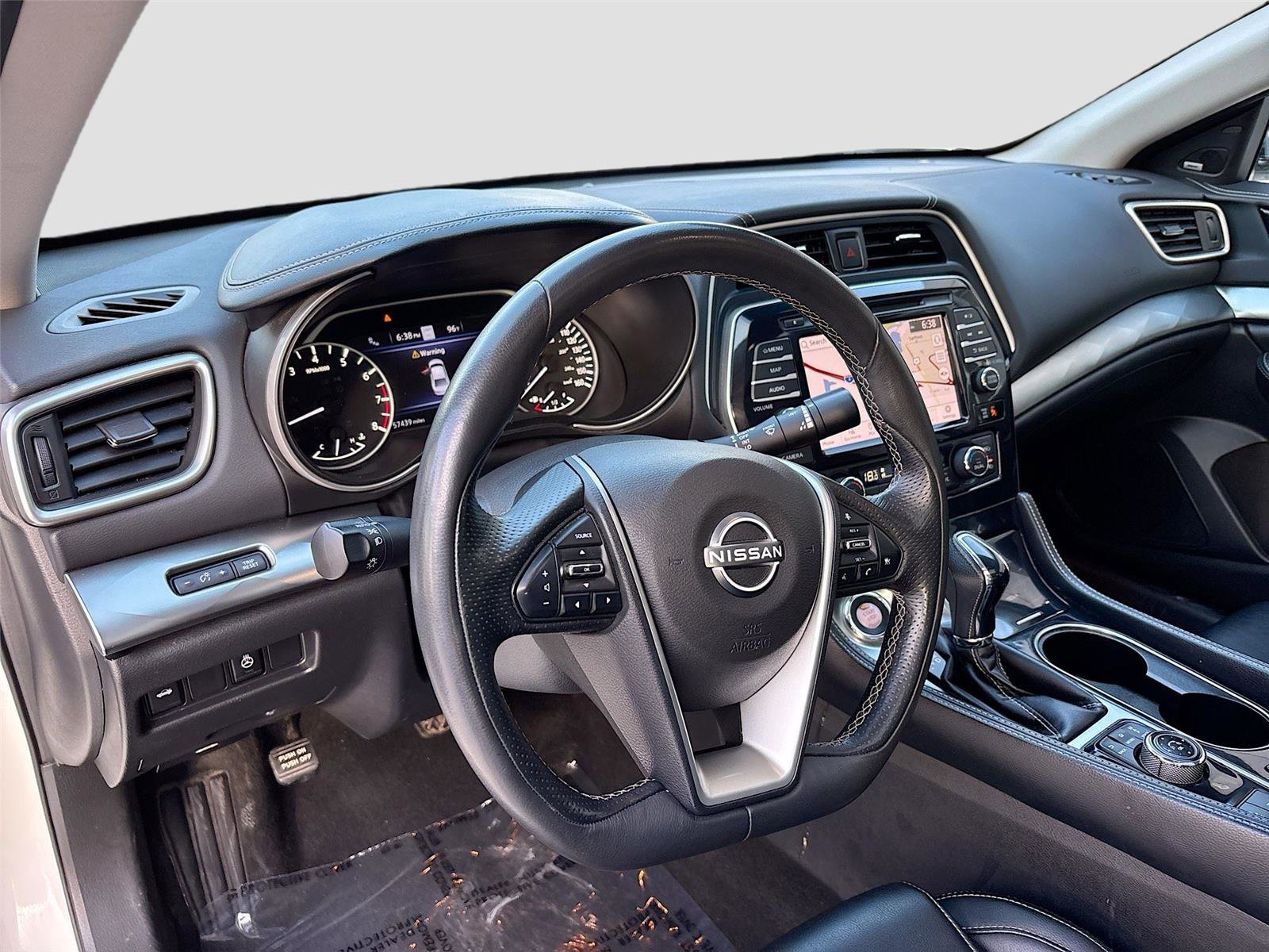 Used 2023 Nissan Maxima SL FWD image 9