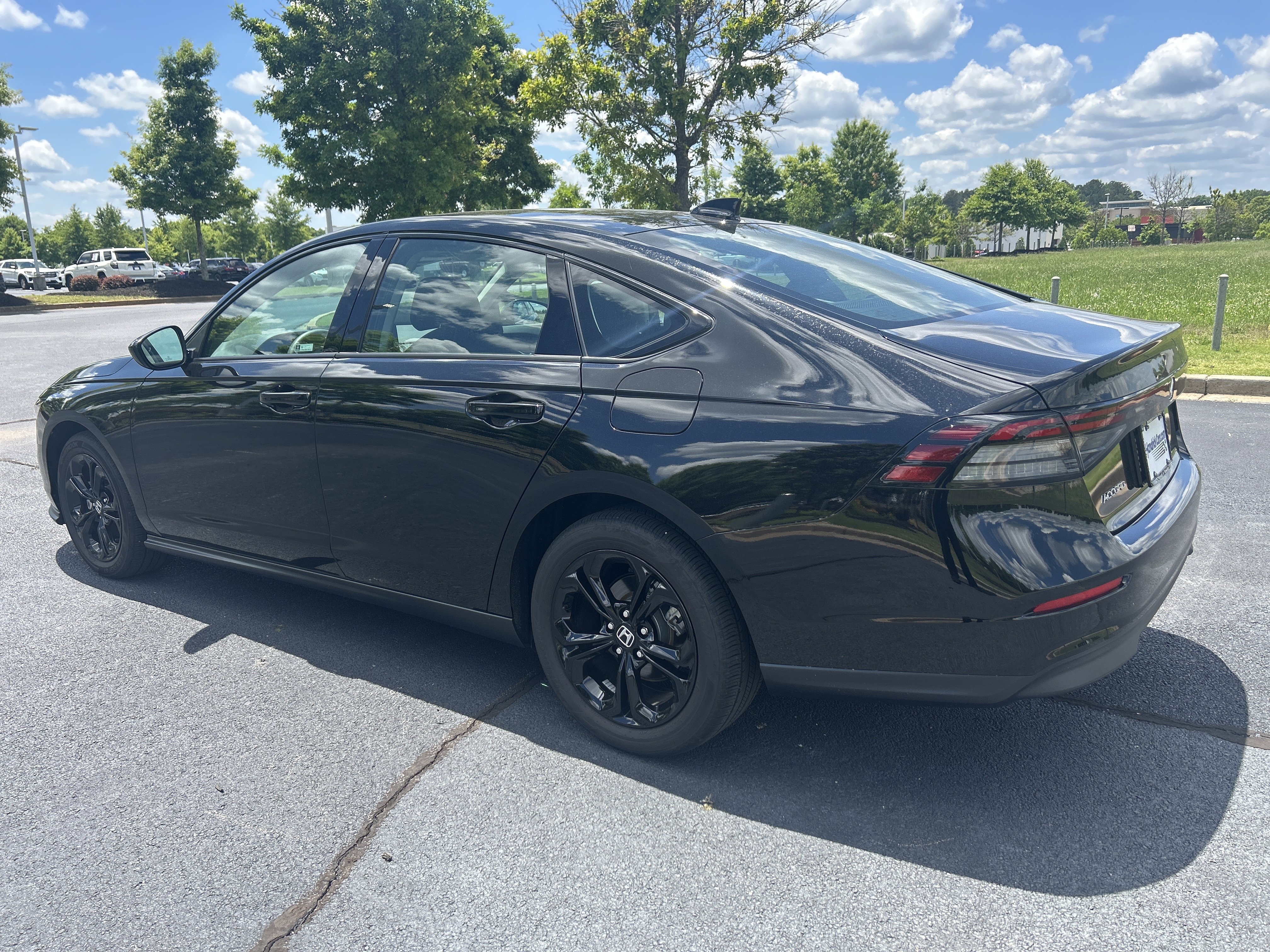 Certified 2025 Honda Accord SE image 7