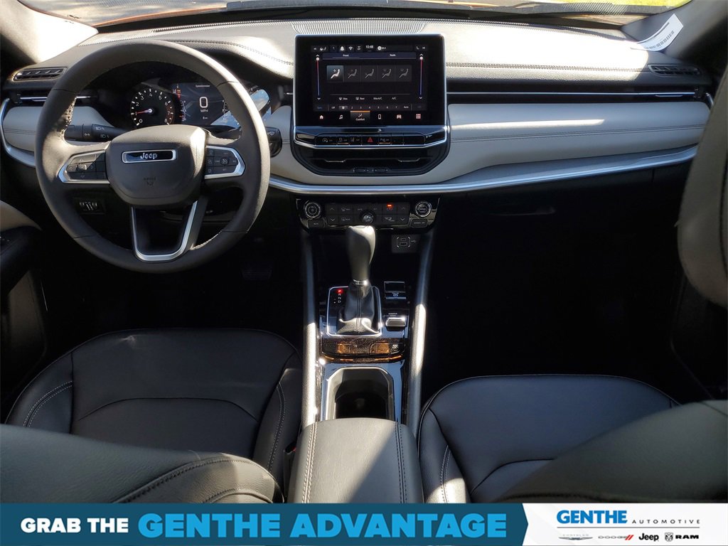 Used 2026 Jeep Compass Limited image 24