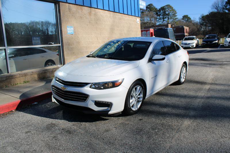 Used 2018 Chevrolet Malibu Hybrid image 3