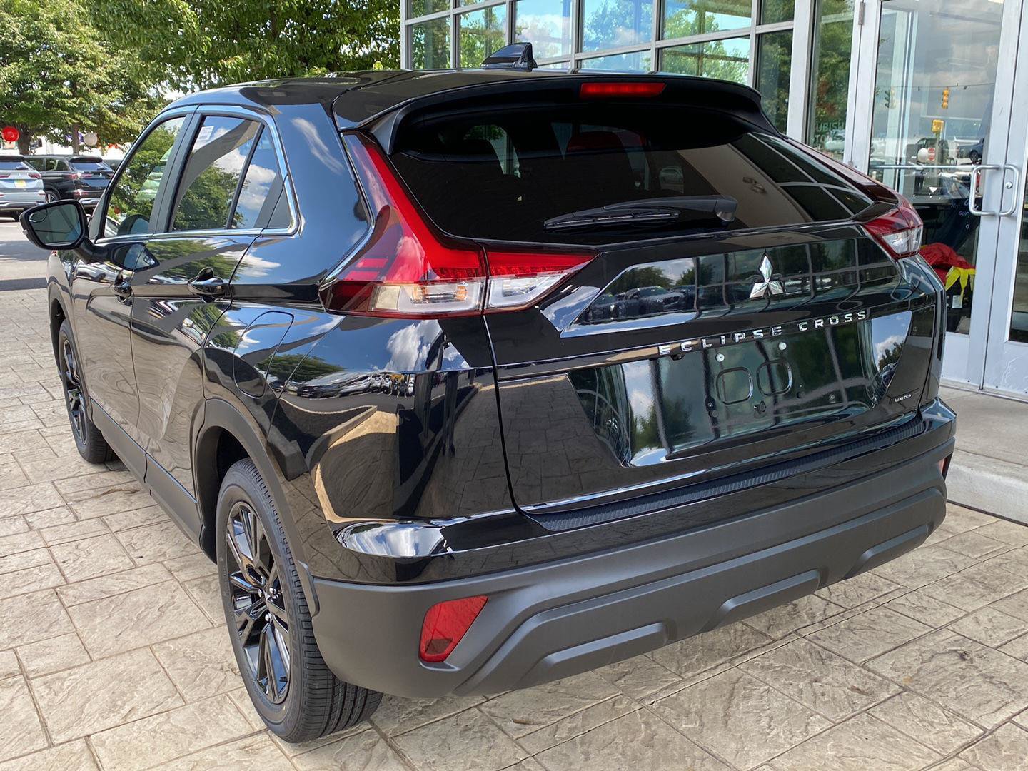 New 2026 Mitsubishi Eclipse Cross LE AWD/4WD image 5