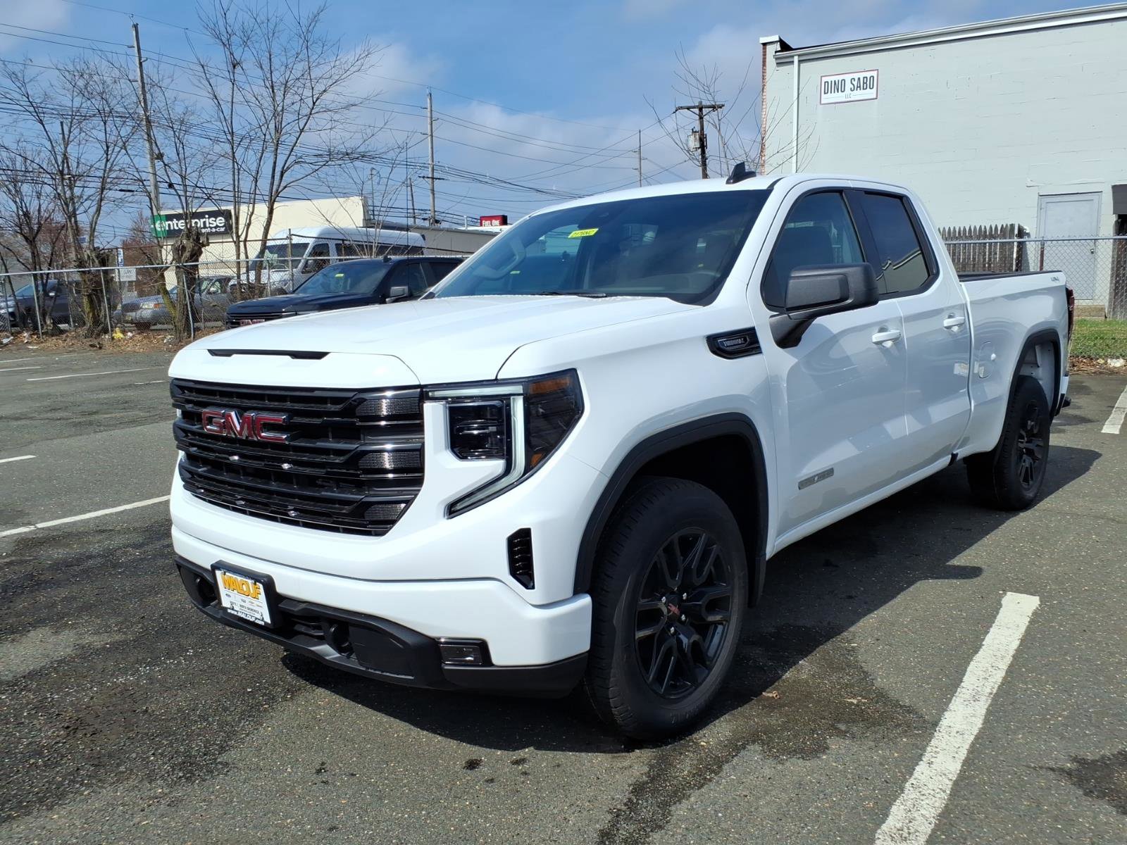 New 2026 GMC Sierra 1500 Elevation image 3